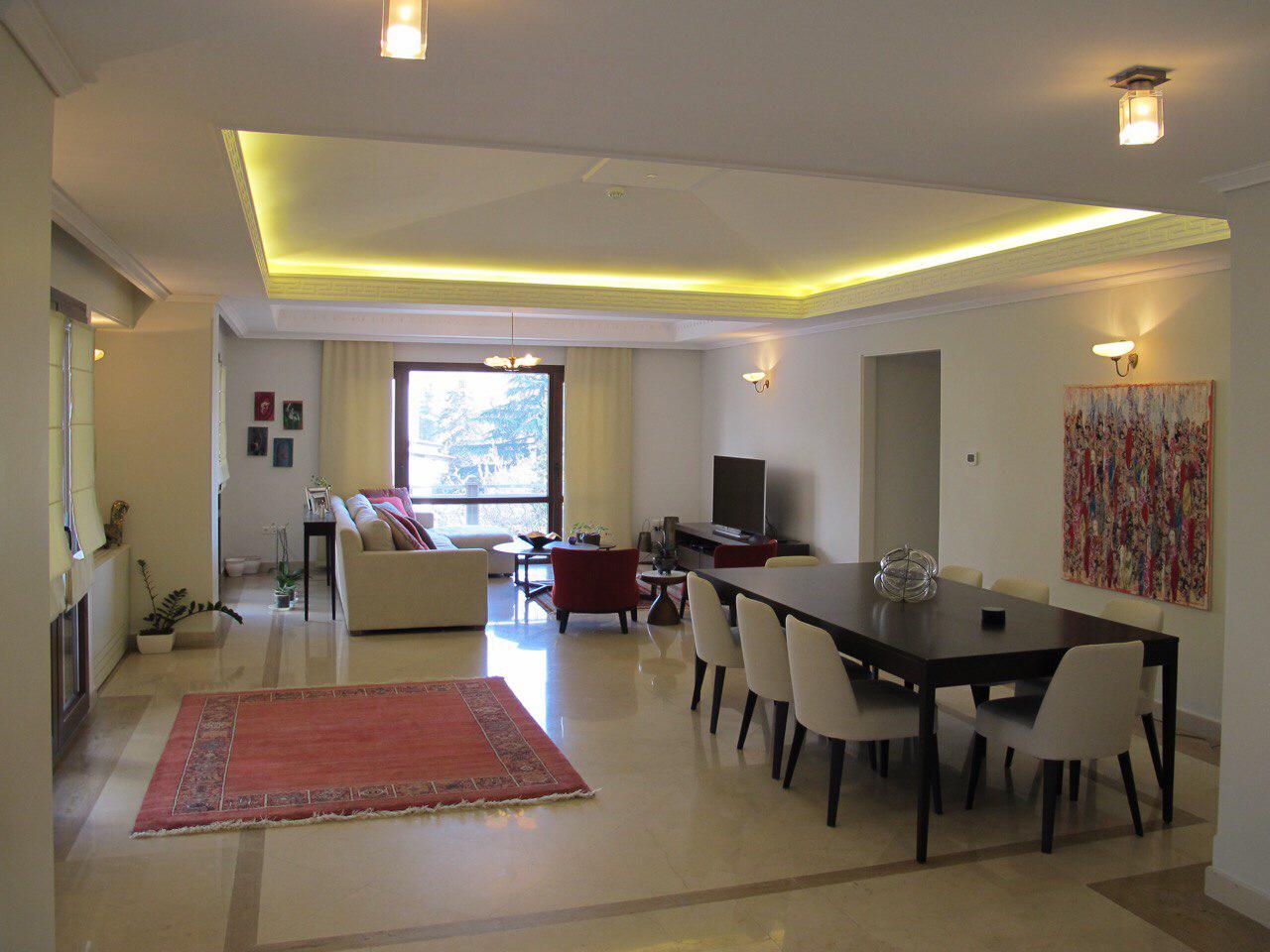 180 m² apartment in Velenjak